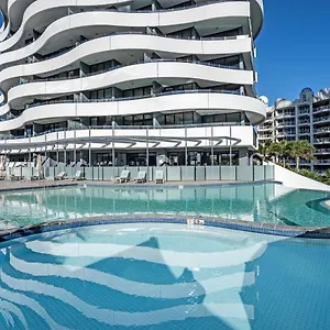 Resort The Wave